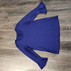 🌷 Slinky Brand flare sleeve Tunic Top 🌷